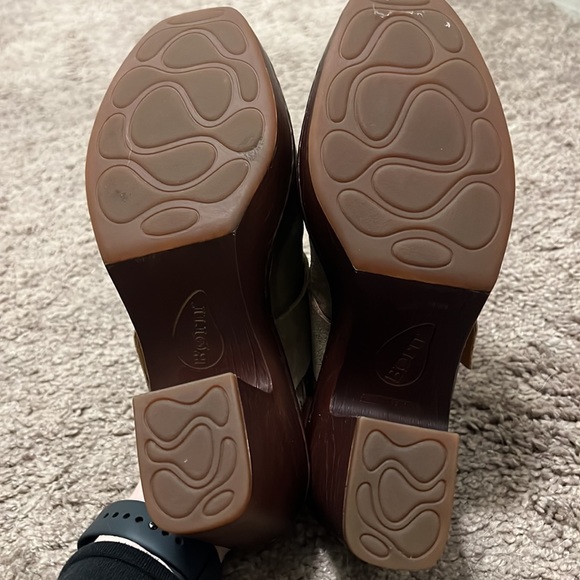 Born Suede Clogs - Picture 5 of 5